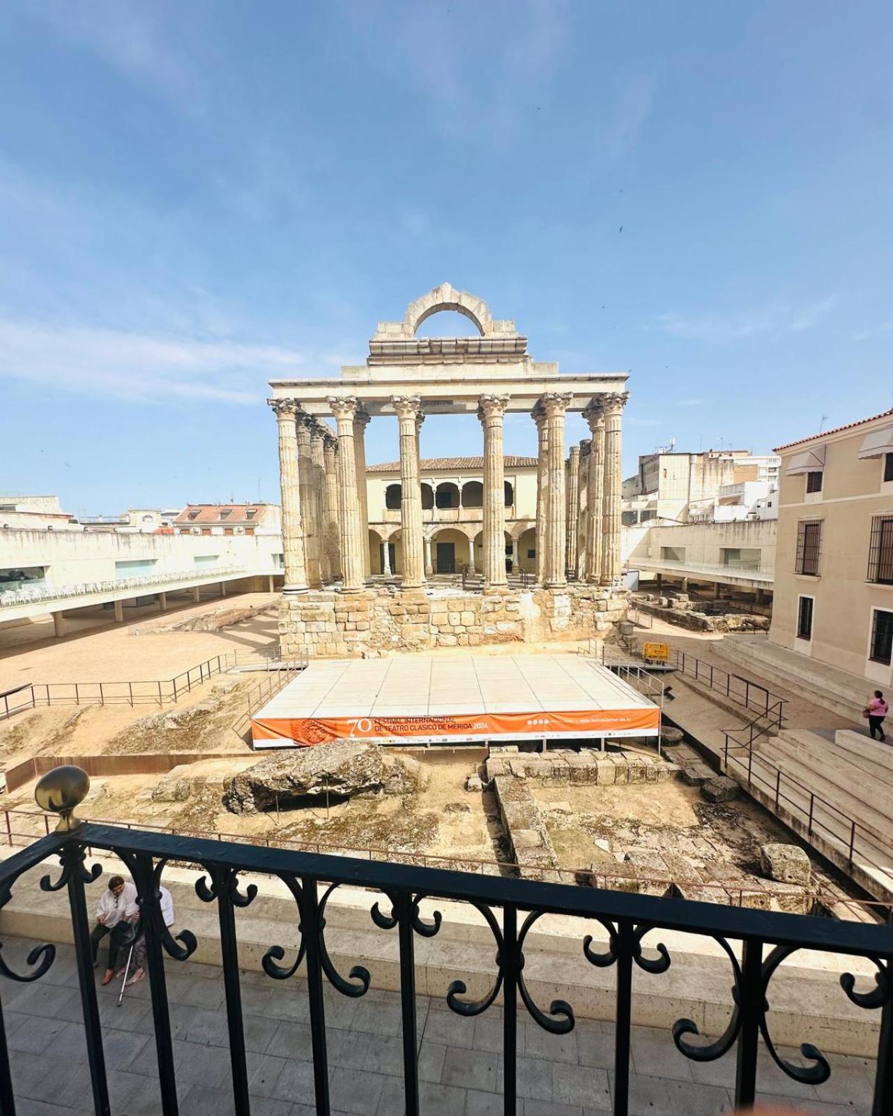 Apartamentos Templo Diana -Vistas Historicas- 梅里达 外观 照片